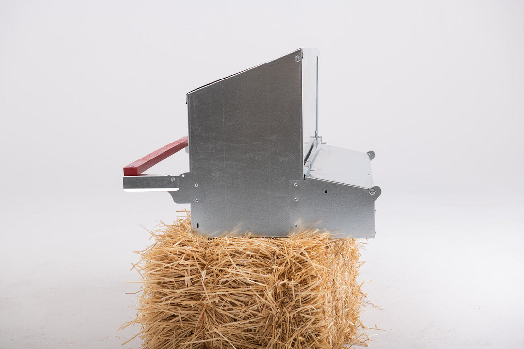 HenGear 24" Galvanized Rollout Nest Box - 20 Hens Premium