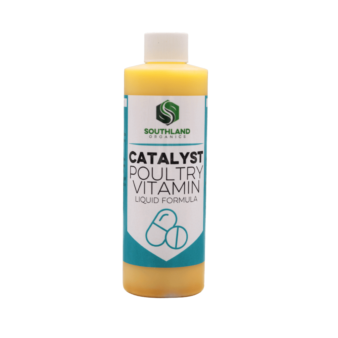8 oz liquid poultry vitamin formula by Southland Organics for chicken bone development