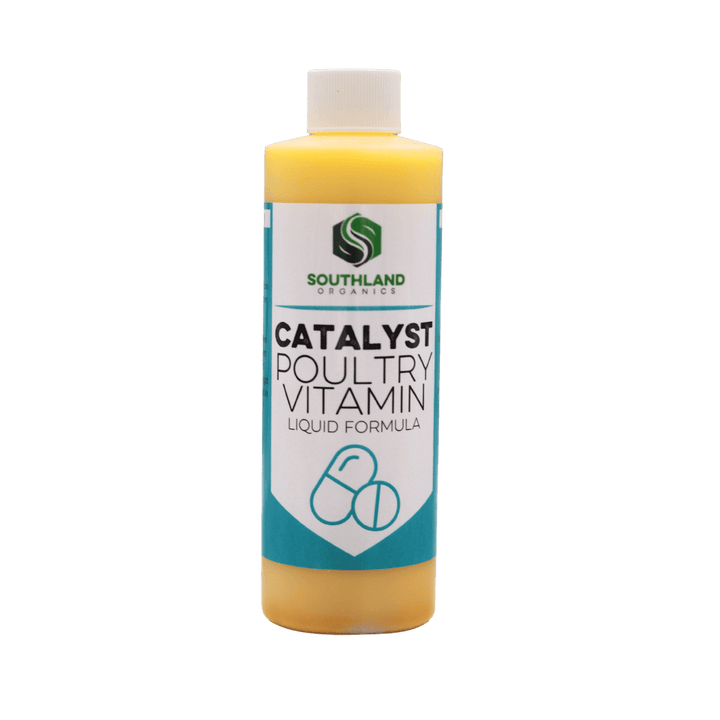 8 oz liquid poultry vitamin formula by Southland Organics for chicken bone development