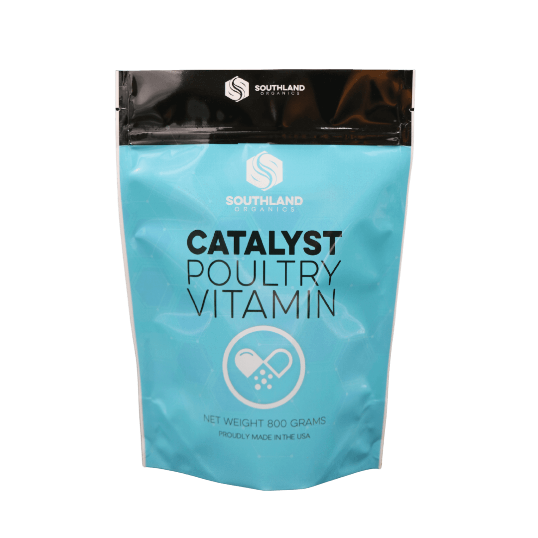 Southland Organics Catalyst Vitamins poultry vitamin powder supplement in a durable 800g bag