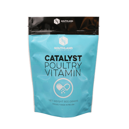 Southland Organics Catalyst Vitamins poultry vitamin powder supplement in a durable 800g bag