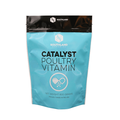 Southland Organics Catalyst Vitamins poultry vitamin powder supplement in a durable 800g bag