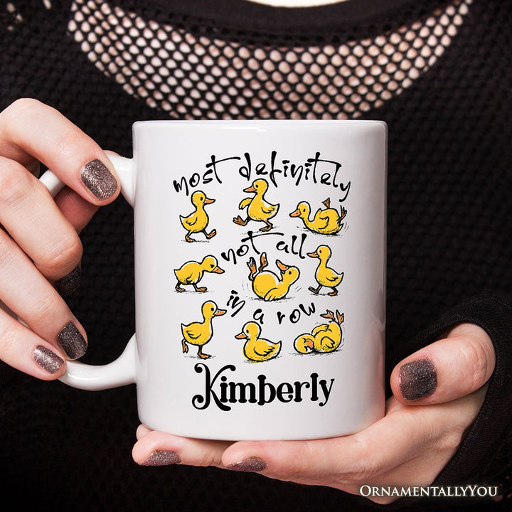 Taza personalizada sarcástica "Patos divertidos no todos en fila", regalo motivacional de salud mental con nombre personalizado