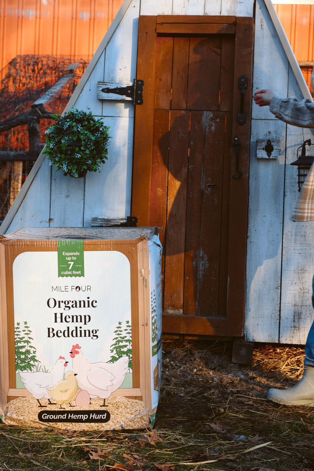 Organic Hemp Bedding for Chicken Coops - Hyper Absorbent USA Made