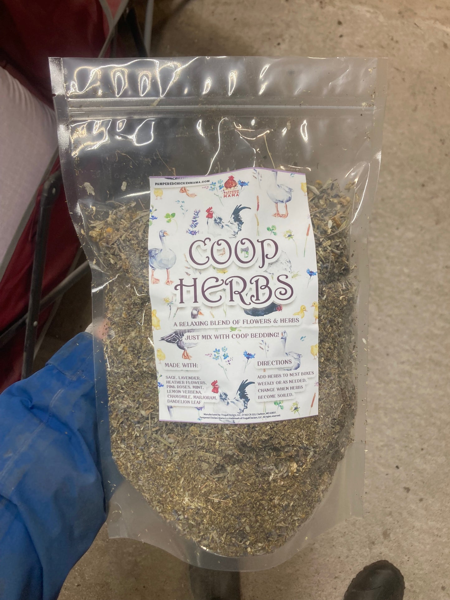 Coop Herbs - Lavender Mint Chicken Bedding Mix (10oz)
