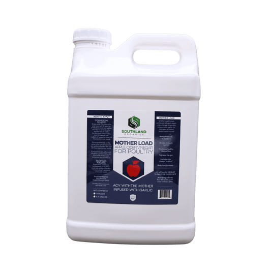 Southland Organics 2.5 Gallon raw apple cider vinegar with garlic for chickens, promoting digestive health