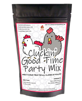 Protein-rich chicken foraging treat with black soldier fly larvae, 4 pounds, by Dahlia Pets.