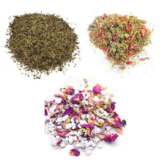 Herbal chicken health mix with green herbs, floral blends, and natural supplements by Dahlia Pets.