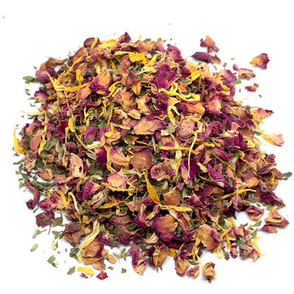 Dried herbal blend for pet chickens featuring spearmint, dill, roses, calendula, and fenugreek by Dahlia Pets.