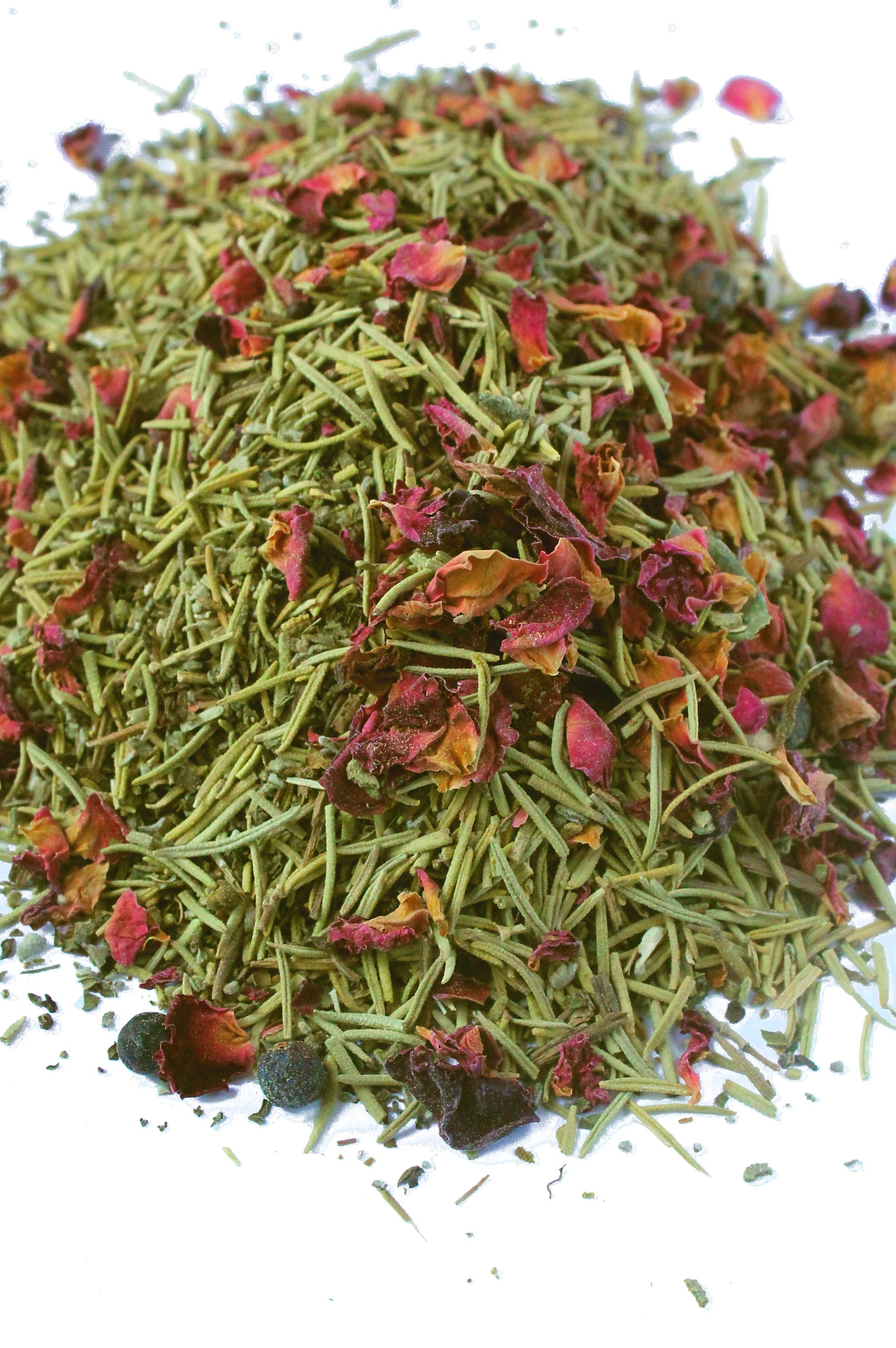 Natural holiday herb blend for chickens with dried rose petals, from Dahlia Pets, ideal for improving chicken health.
